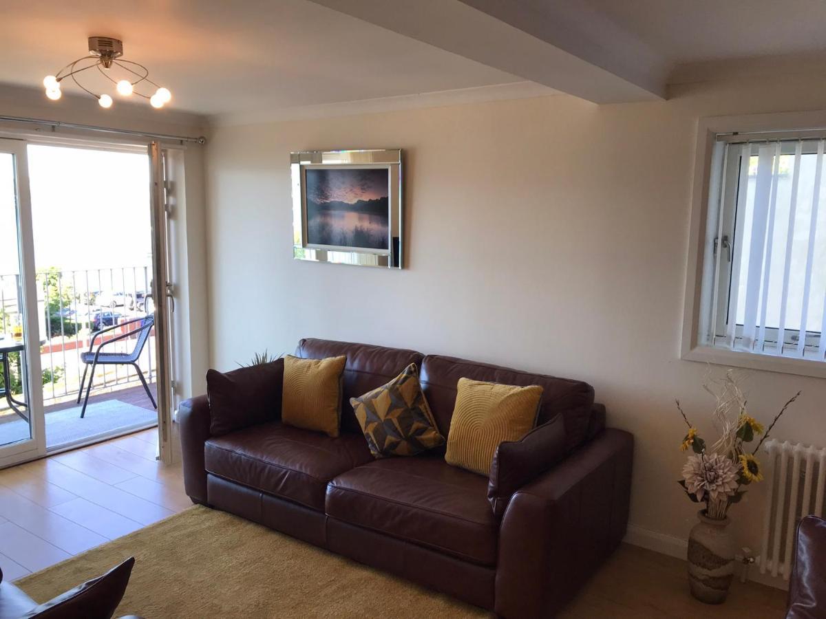 Beautiful 3-Bed Apartment In Gourock Zewnętrze zdjęcie